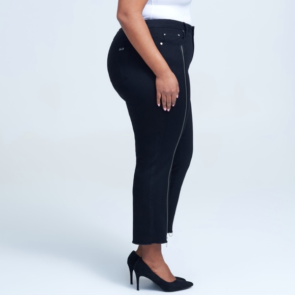 🆕Seven7 Cropped Jean wZippers - Picture 4 of 14